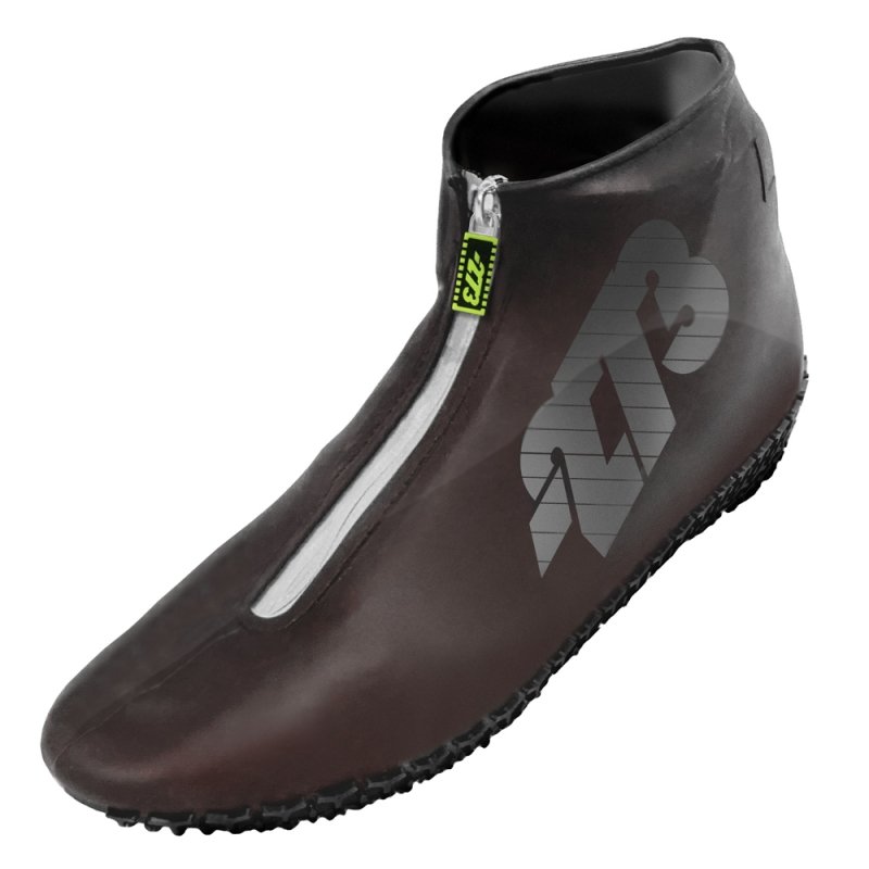 Minus 273 rain over sapatos